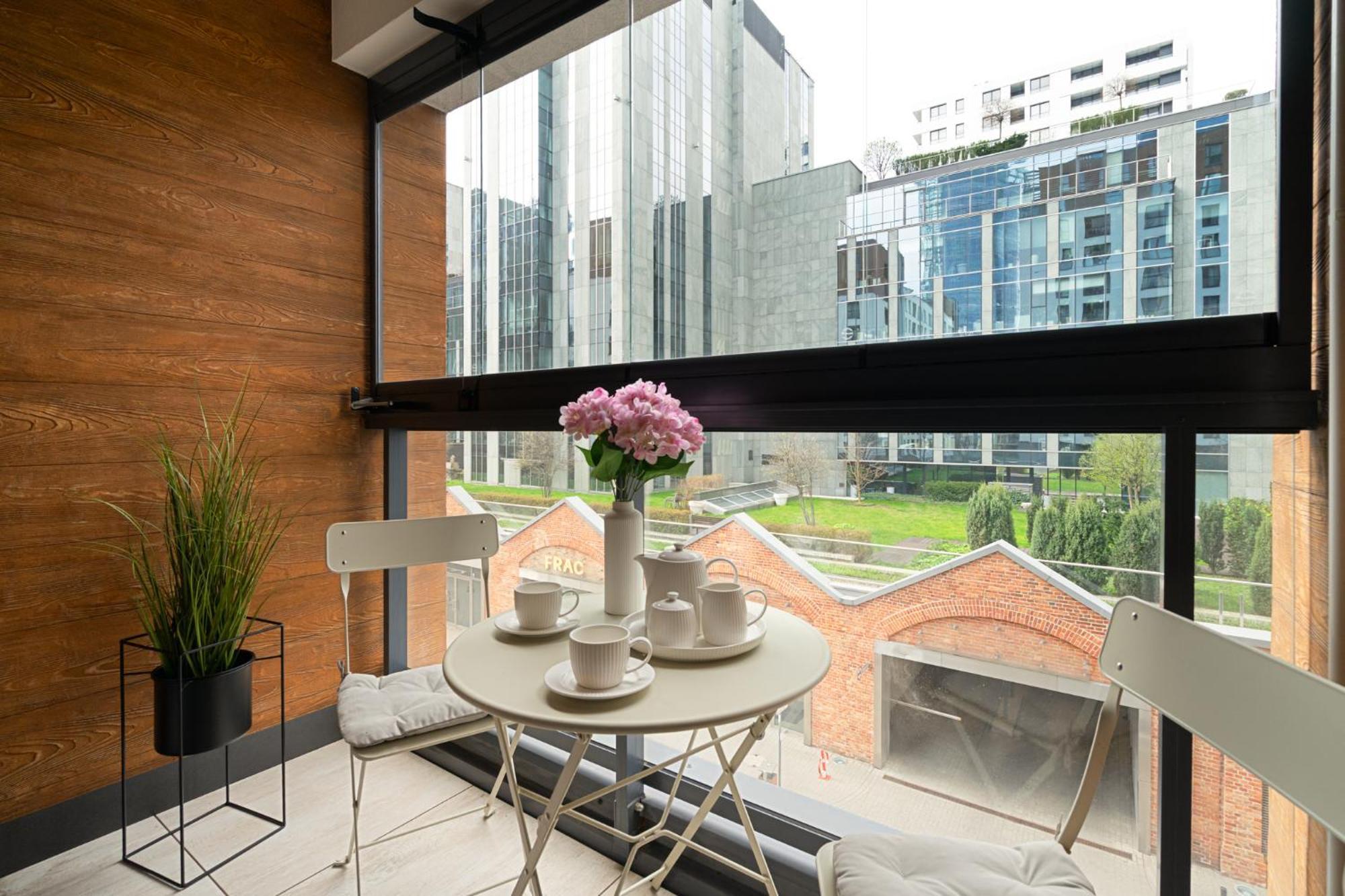 Golden Apartments Warsaw - Big Apartment In Luxury Building Near Metro Station-Grzybowska 85-5 Exterior foto